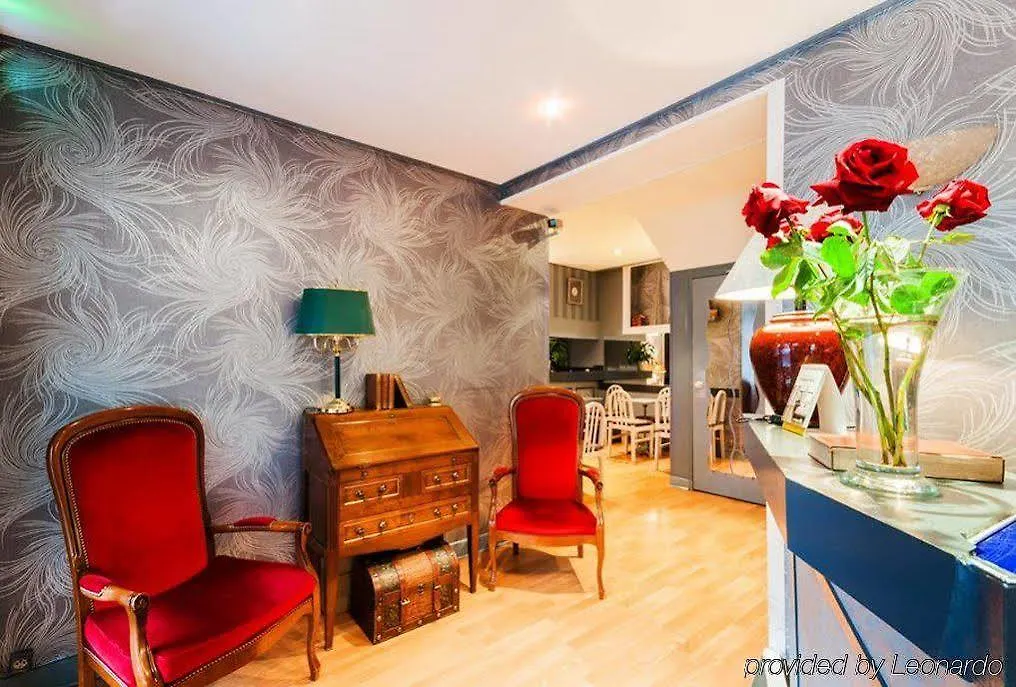 Relais Bergson Hotel Paris 2*,