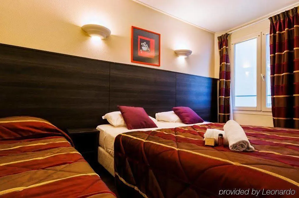 Relais Bergson Hotel Paris 2*,  France