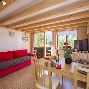 https://grand-roc-112-campanules.hotels-rhonealpes.com