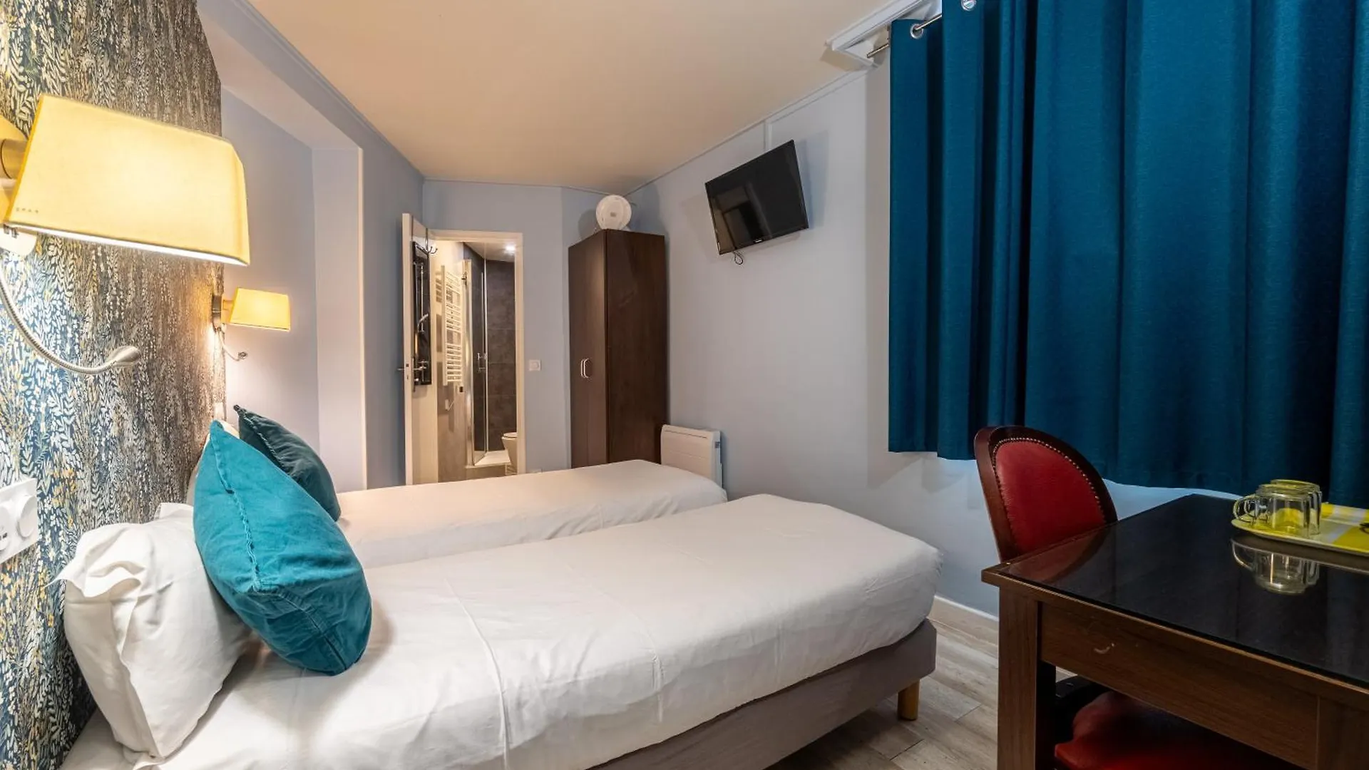 **  Hotel Relais Bergson à Paris France